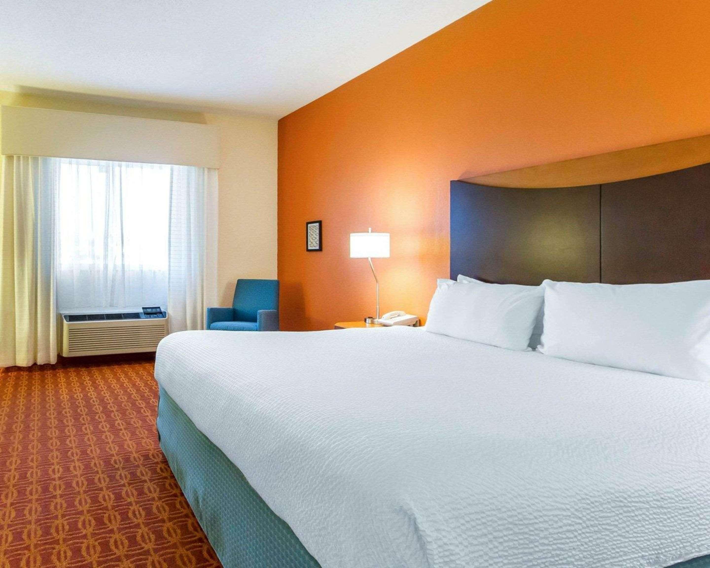 Quality Inn & Suites Keokuk North Exterior foto