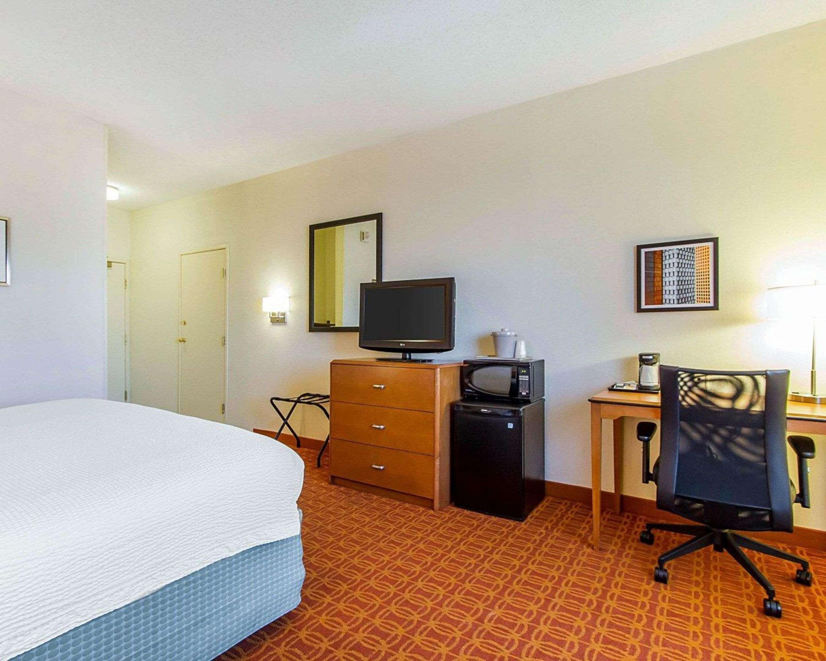 Quality Inn & Suites Keokuk North Exterior foto