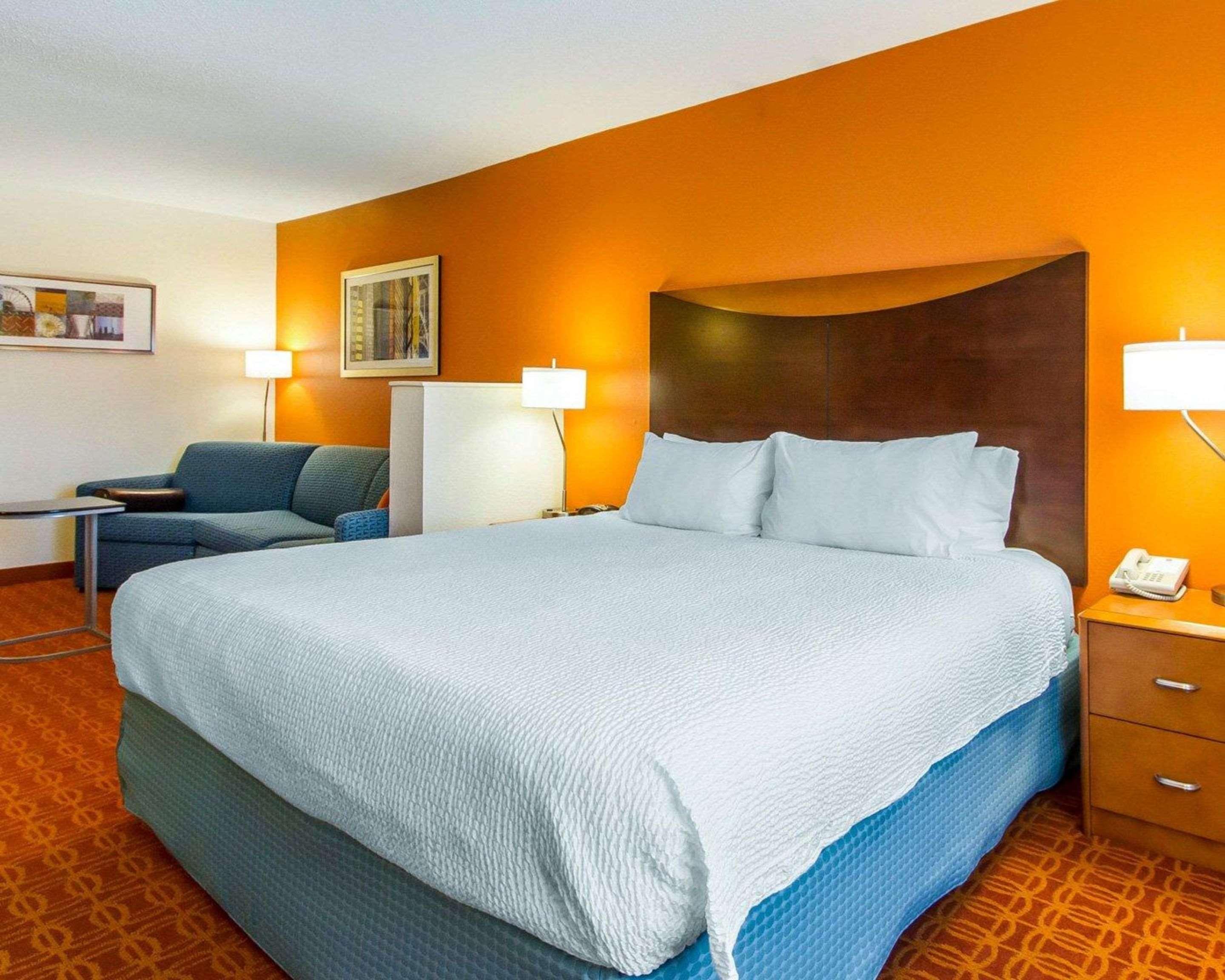Quality Inn & Suites Keokuk North Exterior foto