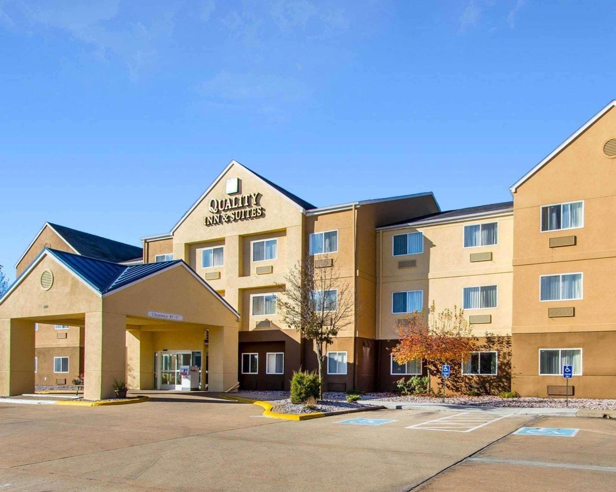 Quality Inn & Suites Keokuk North Exterior foto